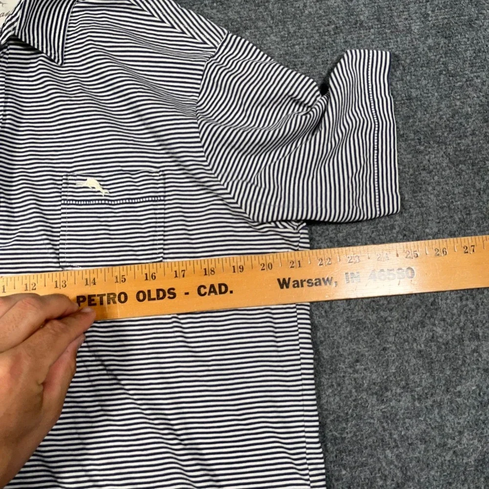 Tommy Bahama Relax Polo Shirt Mens Medium Striped Short Sleeve Pocket Blue White